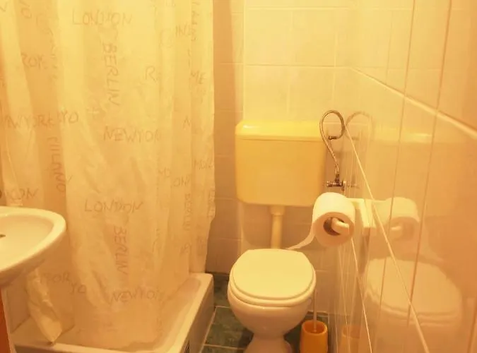 Adria Appartement *