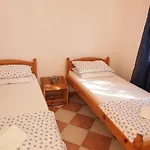 Adria 公寓