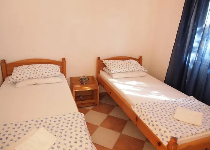Adria شقة