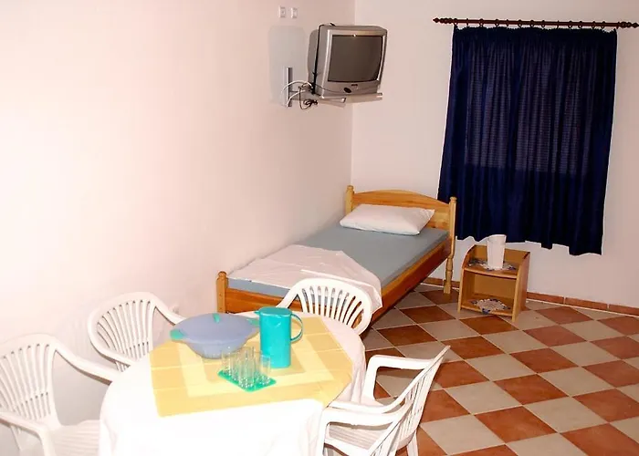 Adria شقة