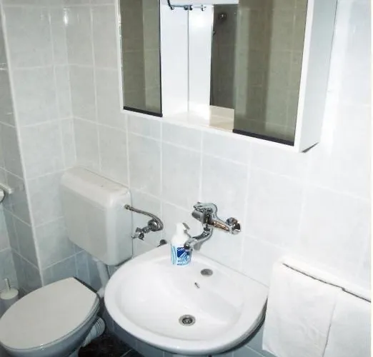 Adria شقة